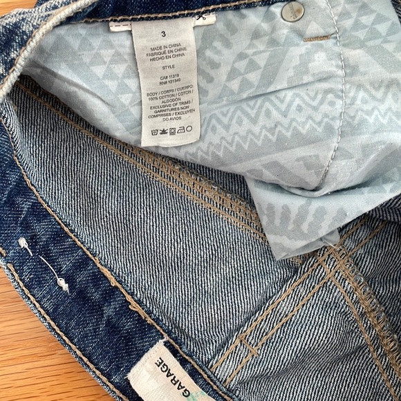 ✨3/$20 GARAGE High Waisted Blue Jean Shorts - Picture 2 of 3